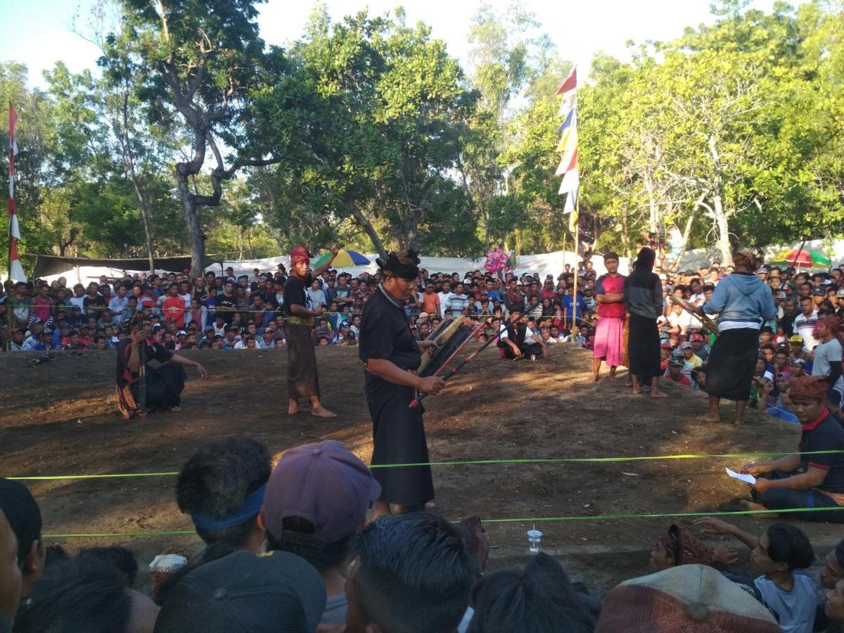 Budaya Kaki Rinjani Senaru Exterior photo